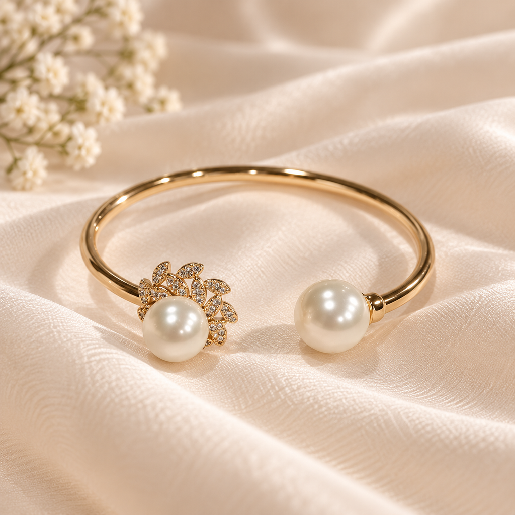 Pearl Bloom Leaf Cuff