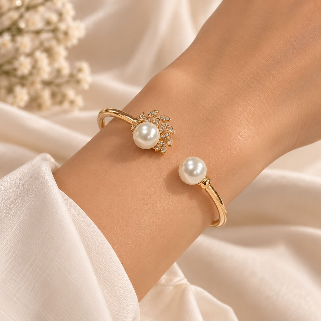Pearl Bloom Leaf Cuff